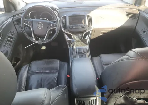 2015 Buick Lacrosse z USA, uszkodzony, nr VIN 1G4GB5G3XFF326198